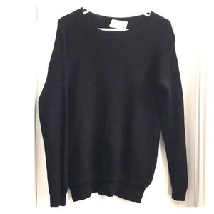 Aritizia Wilfred Black Sweater